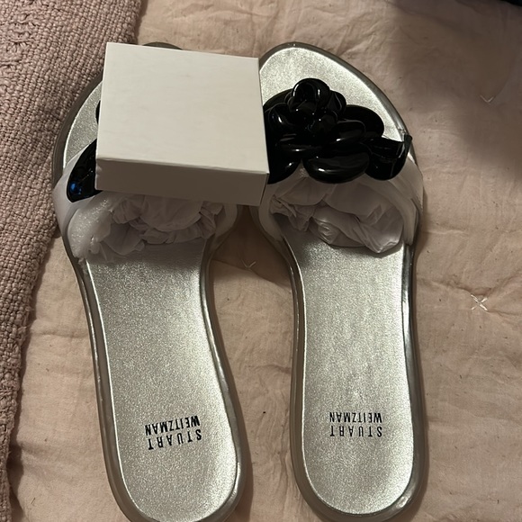 Stuart Weitzman bloomed sandals, black flower, NWT, SZ 10 - Picture 3 of 4